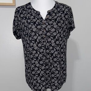 Old Navy floral linen blend Henley tee